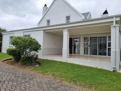 3 bedroom house to rent in Kingswood Golf Estate
