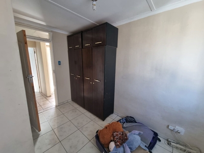 3 bedroom house to rent in Newlands East