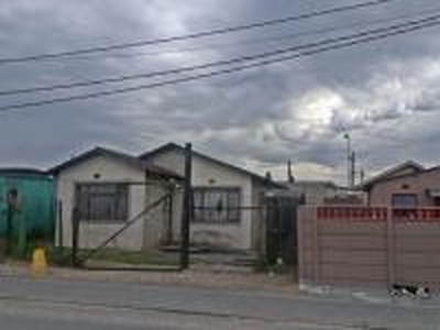 4 Bedroom House for Sale For Sale in Khayelitsha - MR623991