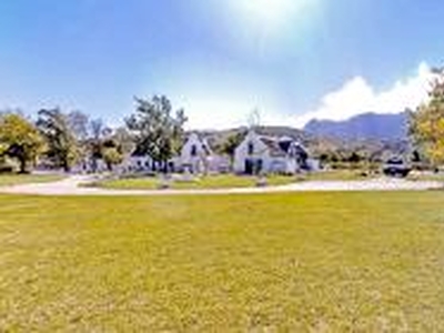 9 Bedroom Commercial for Sale For Sale in Paarl - MR624252 -