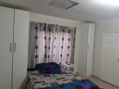Bachelor Room to rent Ext 9 - Cosmo City