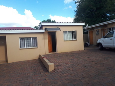 Student Accommodation 100m From Rosebank College - Sunnyside (Pretoria)