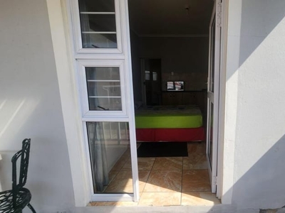 1 Bedroom cottage to rent in Bluff, Durban