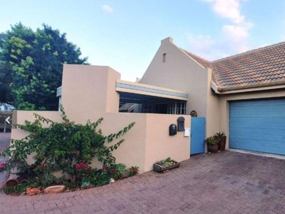 3 Bedroom townhouse - sectional for sale in Rooihuiskraal North, Centurion