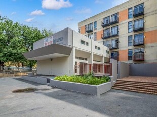 1 Bedroom Apartment For Sale in Richmond