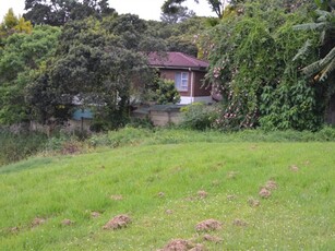 1 800 m² Land available in Hillcrest Park