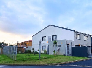 2 Bedroom Apartment / flat to rent in Brackenfell Central