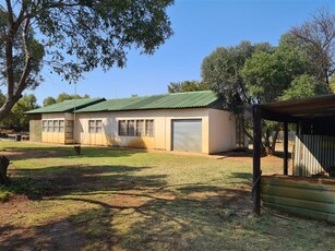 25 ha Farm in Rustenburg Central