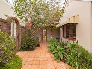 3 Bed Townhouse in Hillcrest Central