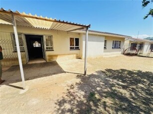 3 Bed Townhouse in Isipingo Beach