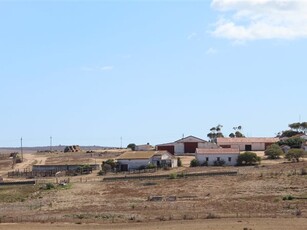 3 202 ha Farm in Vredenburg