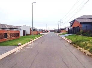354 m² Land available in Olifantsfontein