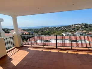 4 Bed Apartment in La Lucia