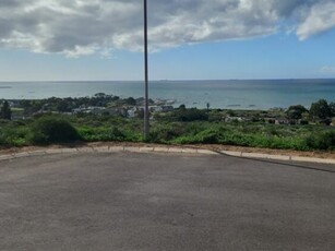 475 m² Land available in St Helena Views