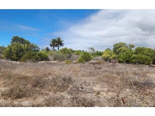 588 m² Land available in Shelley Point