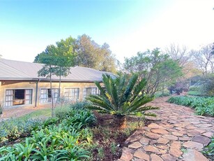 7 Bed House in Signal Hill
