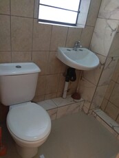 ROOM TO LET - DURBAN, SOUTH BEAH