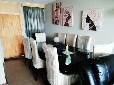 2 Bedroom Flat For Sale in Pretoria Central