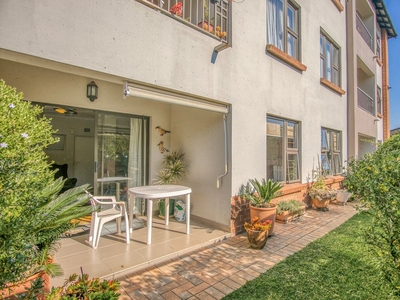 2 Bedroom Sectional Title For Sale in Douglasdale