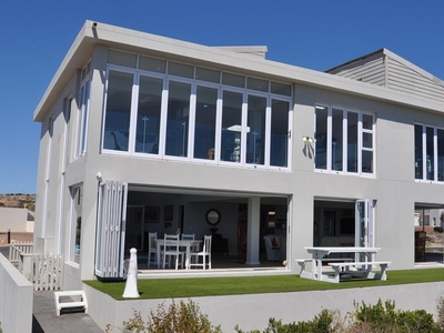 3 Bedroom House Sold in Calypso Beach