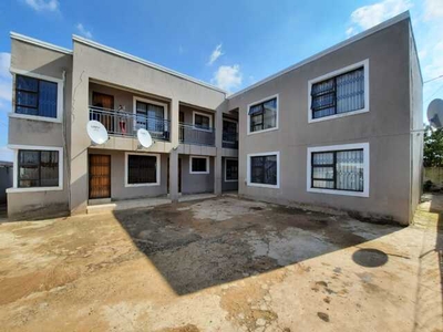 Apartment For Sale In Mohlakeng, Randfontein