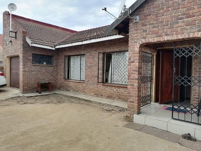 House For Sale In Nkowankowa, Tzaneen