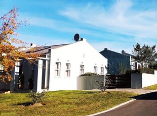 2 Bedroom home in the Stellenbosch Winelands