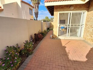 3 Bed Townhouse in Flimieda