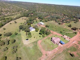 190 ha Farm in Zeerust