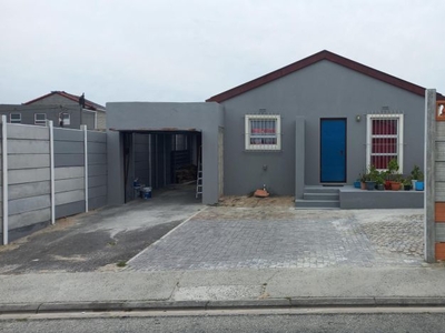 2 Bedroom house to rent in Strandfontein, Mitchells Plain