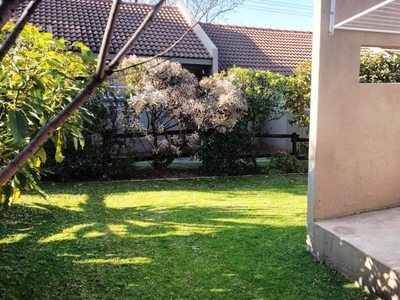 2 Bedroom townhouse - sectional to rent in Magaliessig, Sandton
