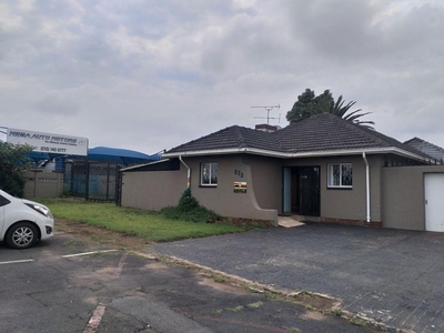380m² Office To Let in Beyers Park