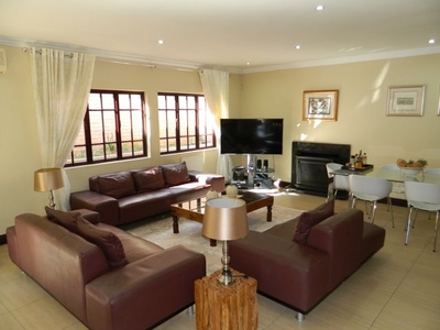 5 Bedroom House For Sale in Silver Lakes Golf Estate