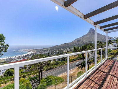 5 Bedroom Townhouse Sold in Camps Bay