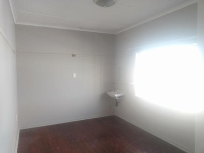 Apartment For Rent In Southernwood, East London