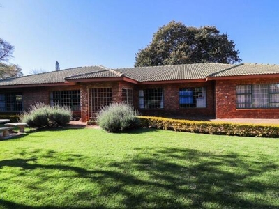 House For Sale In Bredell, Kempton Park