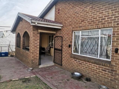 House For Sale In Forderville, Estcourt