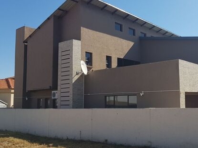 House For Sale In Thornhill, Polokwane