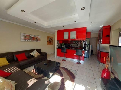 Townhouse For Rent In Thatchfield Close, Centurion