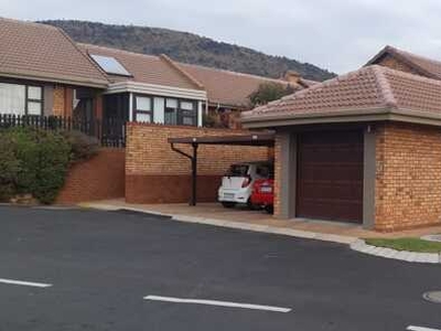 Townhouse For Sale In Featherbrooke Hills Retirement Village, Krugersdorp