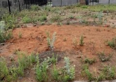 420 m² Land available in Bloemspruit