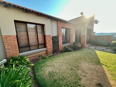 2 Bedroom Sectional Title Sold in Rietvlei Ridge Country Estate