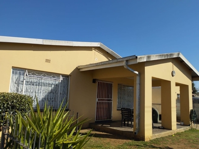 3 Bedroom Freehold Rented in Potchefstroom Central