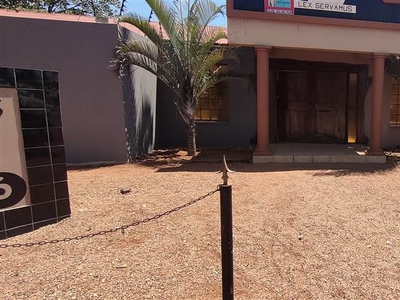 310 m² Commercial space in Mookgophong (Naboomspruit)