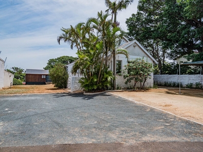 4 Bedroom House To Let in Durban North