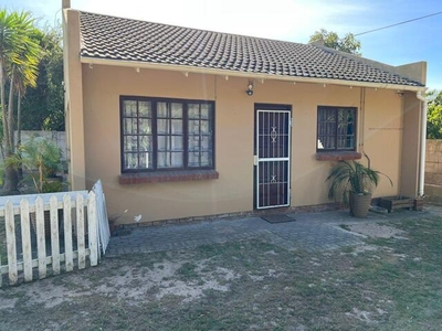 Apartment For Rent In Charlo, Port Elizabeth