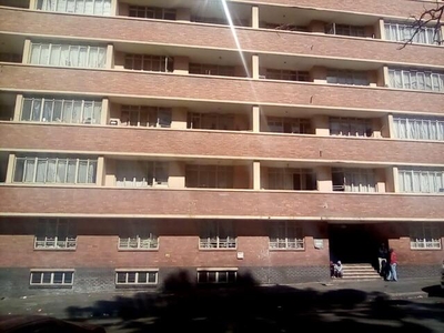 Apartment For Sale In Joubert Park, Johannesburg