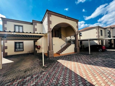 Apartment For Sale In Stonehenge, Nelspruit