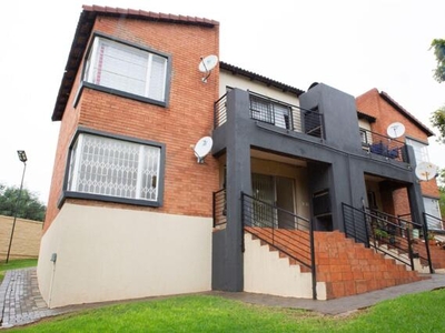Apartment For Sale In Willowbrook, Roodepoort