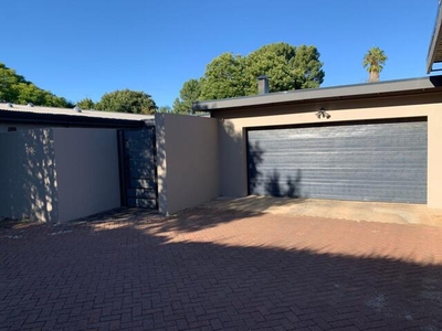 House For Rent In Waverley, Bloemfontein